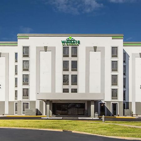Wingate By Wyndham Louisville Airport Expo Center Екстер'єр фото