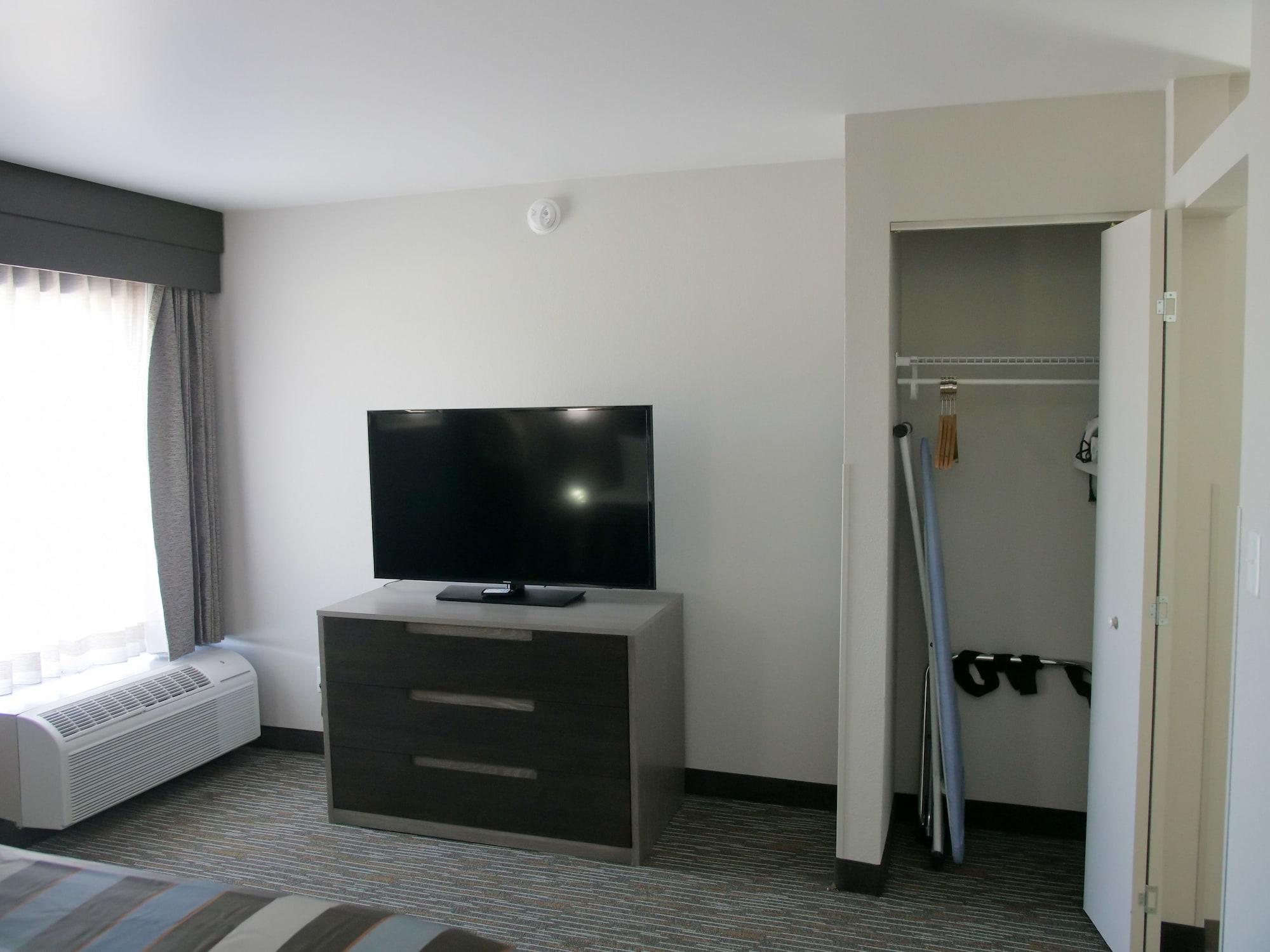 Wingate By Wyndham Louisville Airport Expo Center Екстер'єр фото