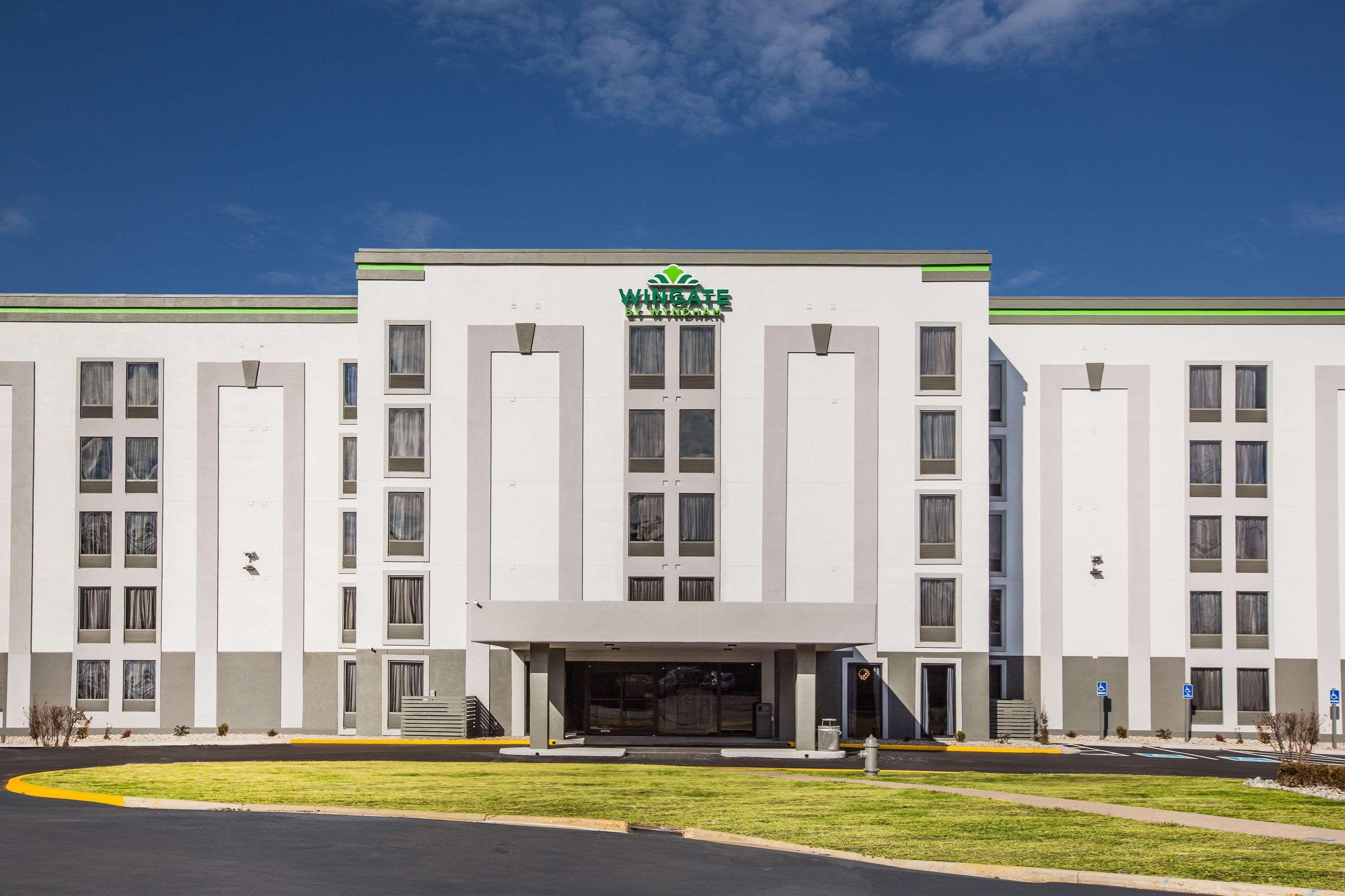 Wingate By Wyndham Louisville Airport Expo Center Екстер'єр фото