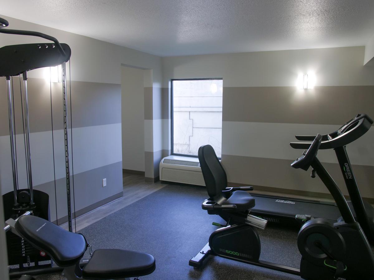 Wingate By Wyndham Louisville Airport Expo Center Екстер'єр фото