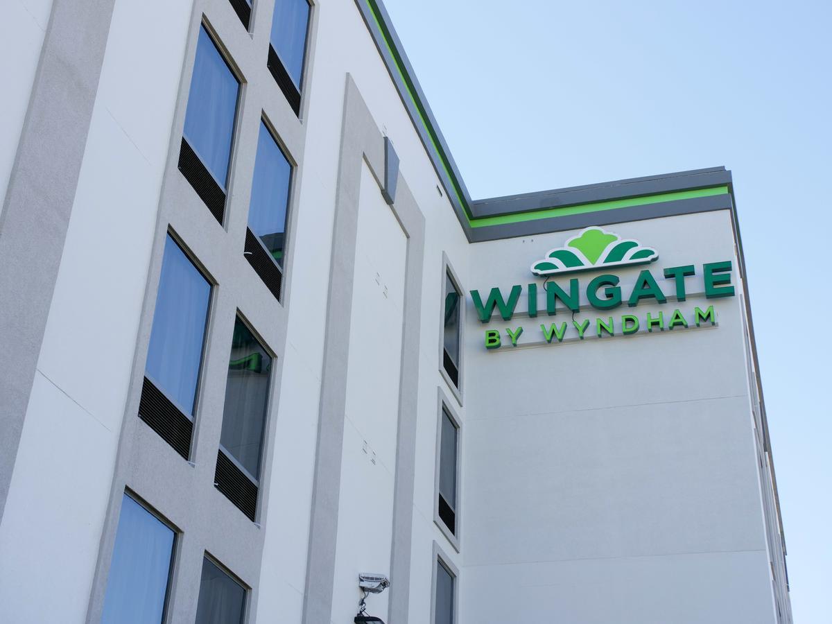 Wingate By Wyndham Louisville Airport Expo Center Екстер'єр фото