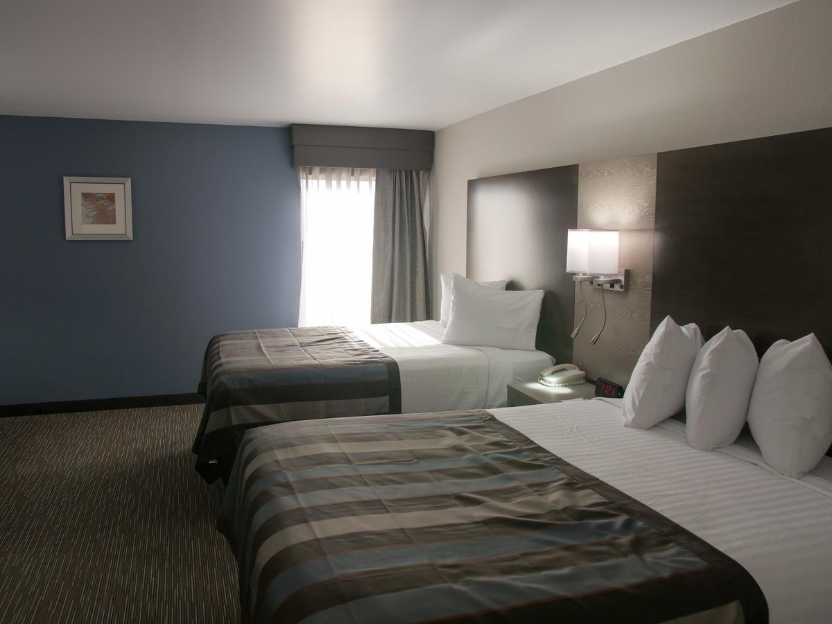 Wingate By Wyndham Louisville Airport Expo Center Екстер'єр фото