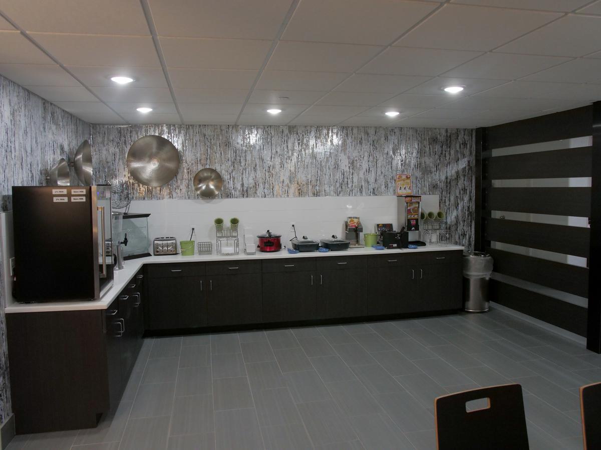 Wingate By Wyndham Louisville Airport Expo Center Екстер'єр фото