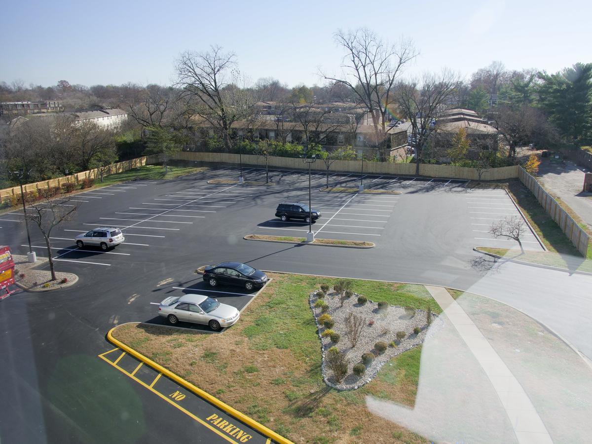 Wingate By Wyndham Louisville Airport Expo Center Екстер'єр фото