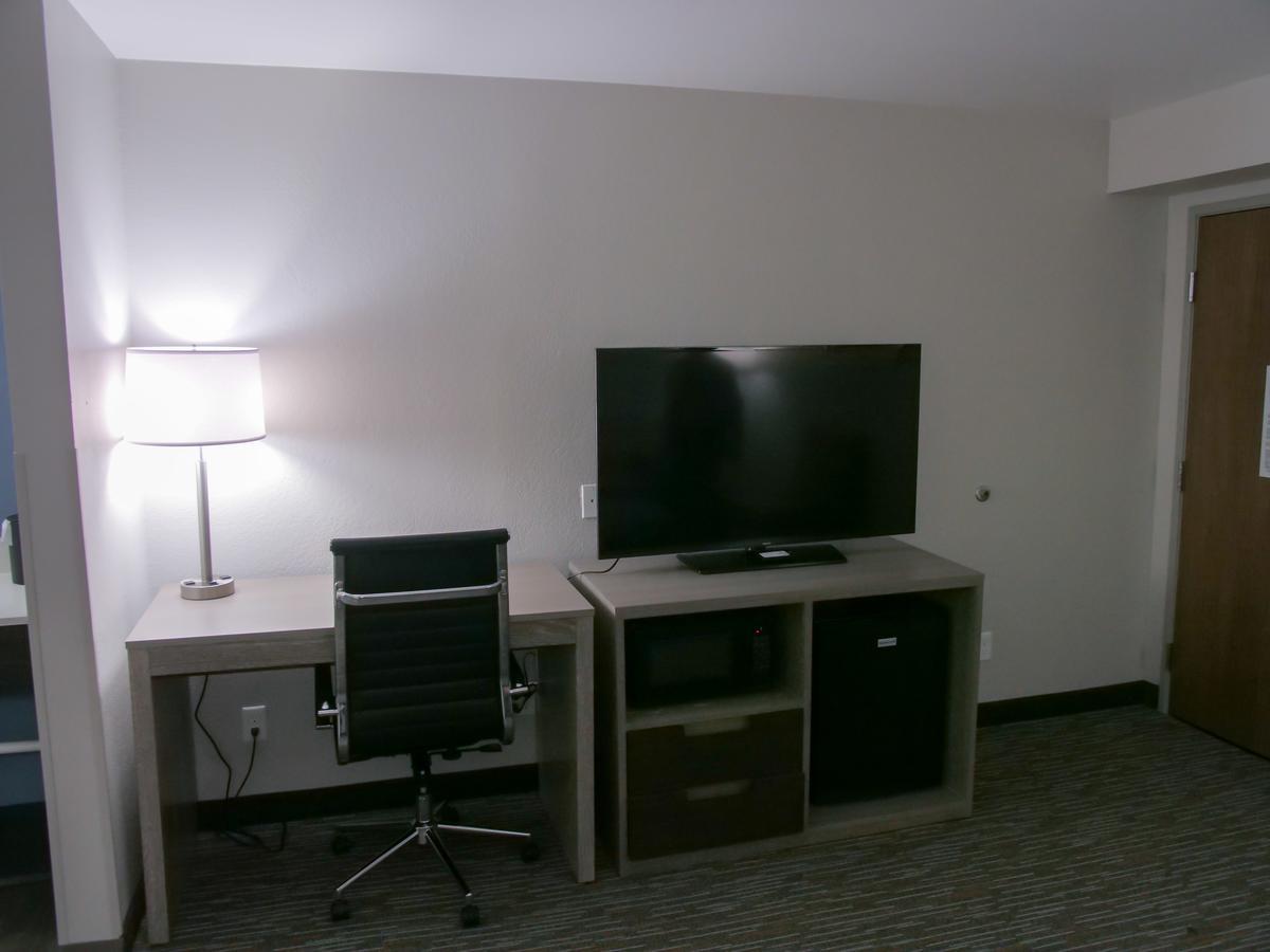 Wingate By Wyndham Louisville Airport Expo Center Екстер'єр фото