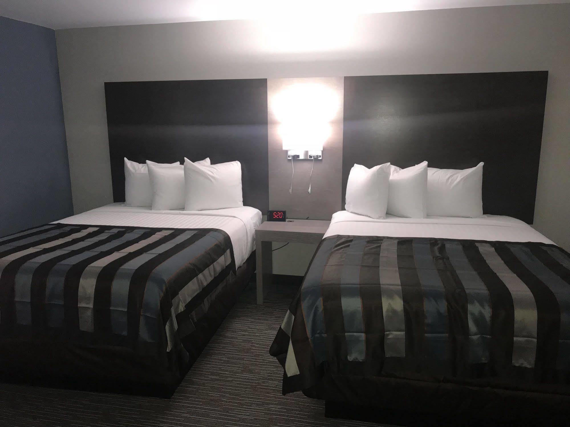 Wingate By Wyndham Louisville Airport Expo Center Екстер'єр фото